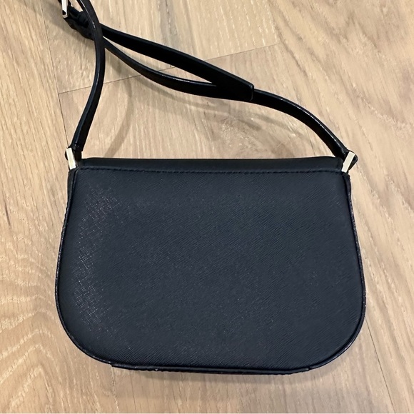 Kate Spade New York Black Hatch Leather Carsen Crossbody Bag Purse Small Gold - Picture 11 of 16